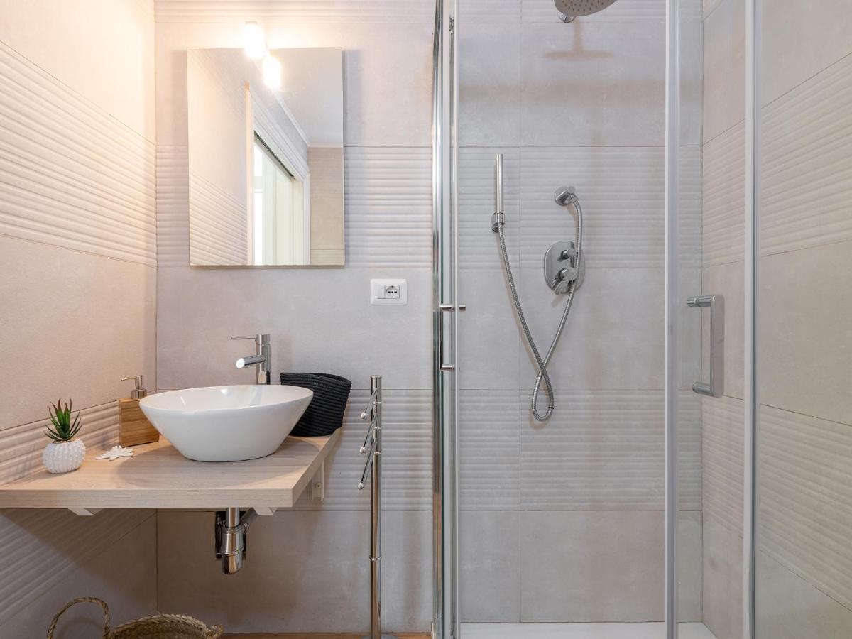 Queen Margaret Apartment Cagliari Exterior foto